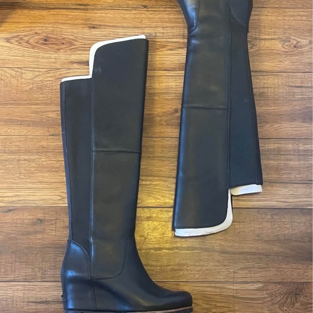 New Sorel Black Over the Knee Boots